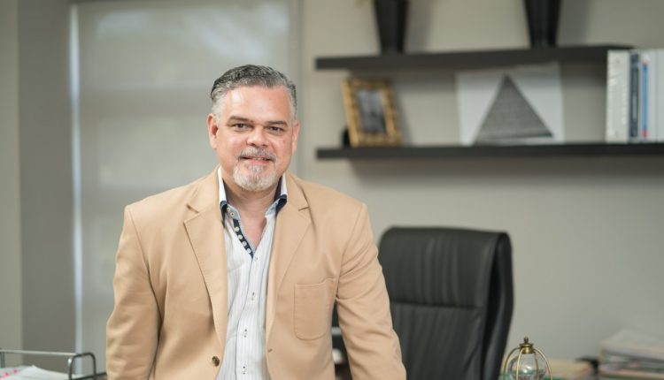 el Lic. Melchor Alcántara
